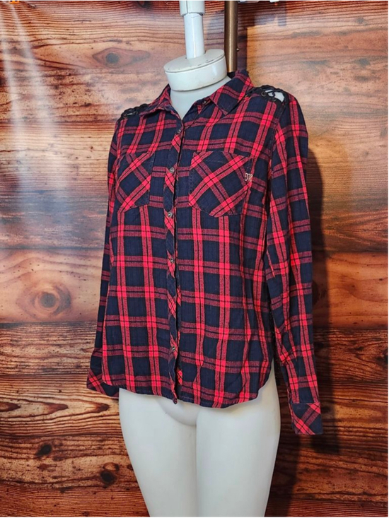 Miss Me Tops - Women's Miss Me Plaid Button Down Shirt L Red Black